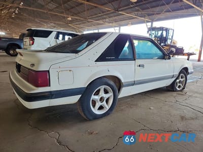 Trzecie zdjęcie samochodu z tyłu: 1989 FORD MUSTANG LX VIN:1FABP41A3KF223951 - miniatura