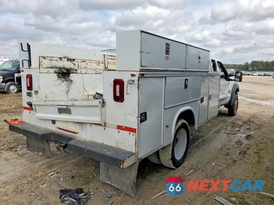 Trzecie zdjęcie samochodu z tyłu: 2012 FORD F550 SUPER DUTY VIN:1FD0W5GT4CEC33829 - miniatura