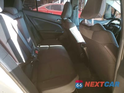 Zdjęcie 10 z 12 samochodu: 2021 TOYOTA PRIUS VIN:JTDKAMFU5M3151640 - miniatura