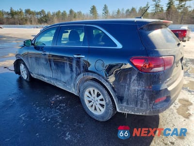 Drugie zdjęcie samochodu z przodu: 2019 KIA SORENTO LX VIN:5XYPGDA3XKG562673 - miniatura