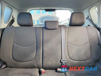 Zdjęcie 10 z 13 samochodu: 2011 KIA SOUL BASE VIN:KNDJT2A16B7267281 - miniatura