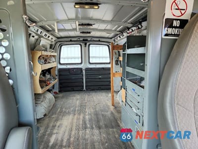 Zdjęcie 10 z 13 samochodu: 2015 GMC SAVANA G2500 VIN:1GTW7FCF9F1902240 - miniatura