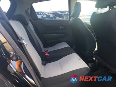 Zdjęcie 10 z 14 samochodu: 2012 TOYOTA YARIS VIN:JTDKTUD33CD510934 - miniatura