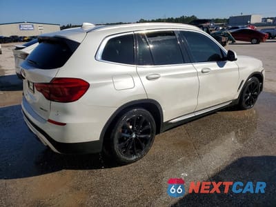 Trzecie zdjęcie samochodu z tyłu: 2019 BMW X3 SDRIVE30I VIN:5UXTR7C54KLF29098 - miniatura