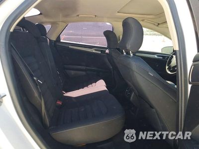Zdjęcie 10 z 12 samochodu: 2019 FORD FUSION VIN:3FA6P0LU4KR104987 - miniatura