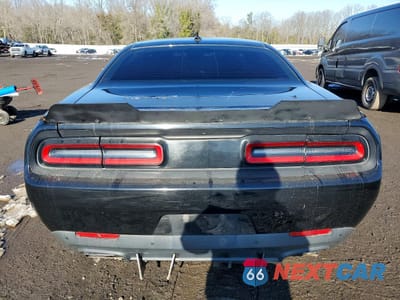 Zdjęcie 6 z 12 samochodu: 2015 DODGE CHALLENGER SXT VIN:2C3CDZAT0FH912943 - miniatura