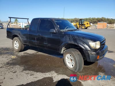 Czwarte zdjęcie samochodu z boku: 1998 TOYOTA TACOMA XTRACAB PRERUNNER VIN:4TASN92N6WZ145745 - miniatura
