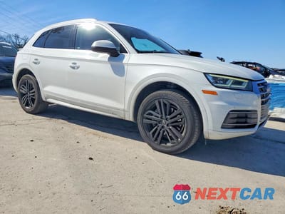 Czwarte zdjęcie samochodu z boku: 2018 AUDI Q5 PREMIUM PLUS VIN:WA1BNAFY1J2020707 - miniatura