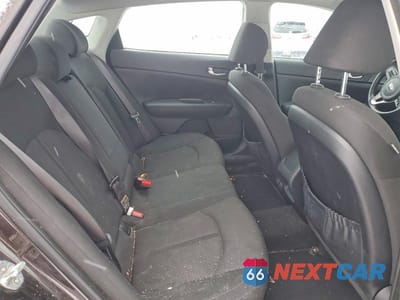 Zdjęcie 10 z 12 samochodu: 2018 KIA OPTIMA LX VIN:KNAGT4L39J5237316 - miniatura