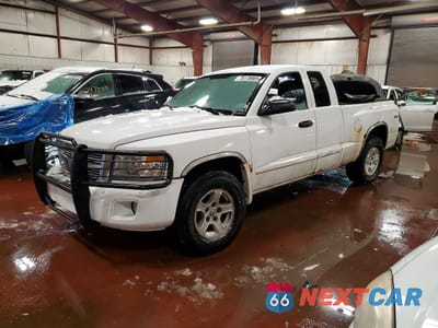 2011 DODGE DAKOTA ST 1D7RW2BK6BS713031 - główne zdjęcie licytacji z USA - miniatura