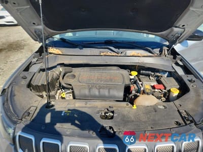 Zdjęcie 12 z 13 samochodu: 2022 JEEP COMPASS LATITUDE VIN:3C4NJDBBXNT118754 - miniatura