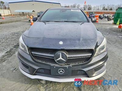 Piąte zdjęcie samochodu w środku: 2014 MERCEDES-BENZ CLA 45 AMG VIN:WDDSJ5CB0EN072090 - miniatura