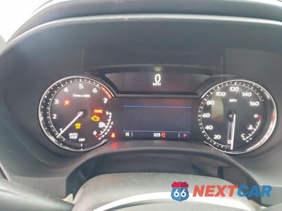 Zdjęcie 9 z 11 samochodu: 2026 CADILLAC CT4 LUXURY + VIN:1G6DJ5RKXT0108309 - miniatura