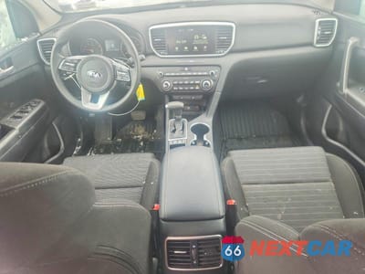 Zdjęcie 8 z 11 samochodu: 2020 KIA SPORTAGE LX VIN:KNDPMCAC0L7633610 - miniatura