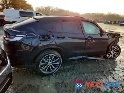 Trzecie zdjęcie samochodu z tyłu: 2020 BMW X4 XDRIVE30I VIN:5UX2V1C08L9B90031 - miniatura