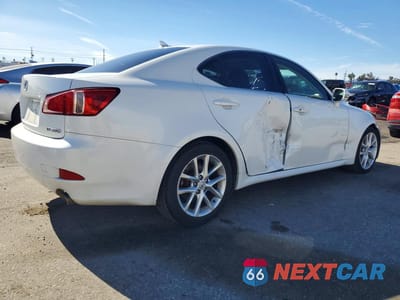 Trzecie zdjęcie samochodu z tyłu: 2013 LEXUS IS VIN:JTHBF5C25D5185610 - miniatura