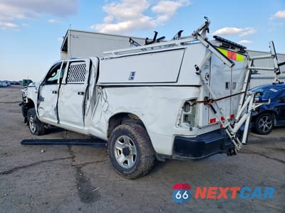 Drugie zdjęcie samochodu z przodu: 2022 RAM 2500 UTILITY / SERVICE TRUCK VIN:3C6UR5CJXNG298401 - miniatura