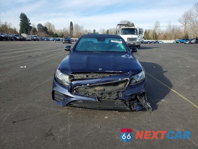 Piąte zdjęcie samochodu w środku: 2019 MERCEDES-BENZ E AMG 53 4MATIC VIN:WDDZF6BB7KA588005 - miniatura