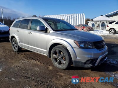 Czwarte zdjęcie samochodu z boku: 2018 DODGE JOURNEY CROSSROAD VIN:3C4PDDGG2JT430517 - miniatura
