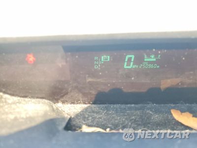 Zdjęcie 9 z 12 samochodu: 2008 TOYOTA PRIUS VIN:JTDKB20U687780669 - miniatura