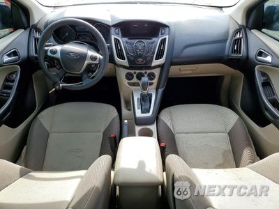 Zdjęcie 8 z 11 samochodu: 2014 FORD FOCUS SE VIN:1FADP3F29EL293058 - miniatura