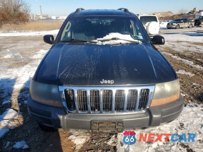 Piąte zdjęcie samochodu w środku: 2002 JEEP GRAND CHEROKEE LAREDO VIN:1J4GW48S82C178860 - miniatura