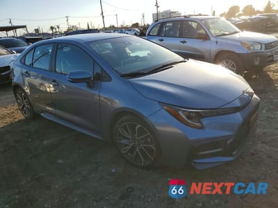 Czwarte zdjęcie samochodu z boku: 2021 TOYOTA COROLLA SE VIN:5YFS4MCE5MP094061 - miniatura