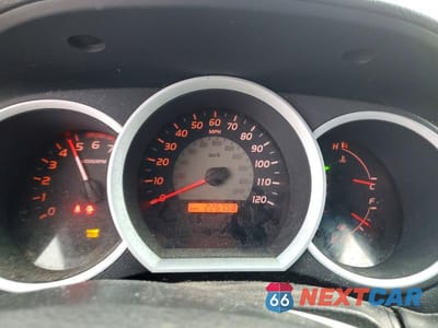 Zdjęcie 9 z 11 samochodu: 2011 TOYOTA TACOMA V6 VIN:3TMLU4EN1BM060902 - miniatura