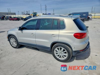 Drugie zdjęcie samochodu z przodu: 2013 VOLKSWAGEN TIGUAN S VIN:WVGAV3AXXDW587504 - miniatura