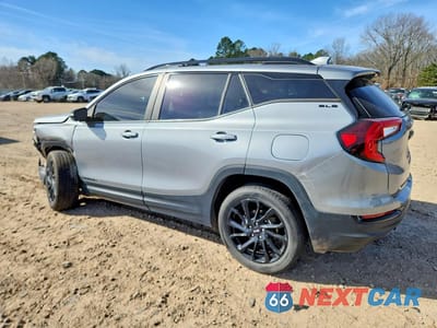 Drugie zdjęcie samochodu z przodu: 2023 GMC TERRAIN SLE VIN:3GKALMEG5PL171370 - miniatura