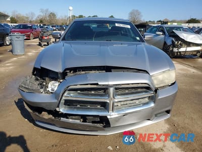 Piąte zdjęcie samochodu w środku: 2013 DODGE CHARGER SE VIN:2C3CDXBG1DH623363 - miniatura