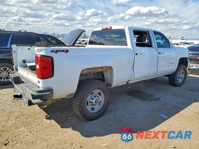 Trzecie zdjęcie samochodu z tyłu: 2019 CHEVROLET SILVERADO K2500 HEAVY DUTY VIN:1GC1KREG4KF186845 - miniatura
