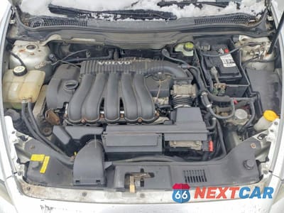 Zdjęcie 11 z 12 samochodu: 2005 VOLVO S40 2.4I VIN:YV1MS382052076259 - miniatura