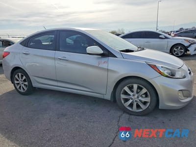 Czwarte zdjęcie samochodu z boku: 2013 HYUNDAI ACCENT GLS VIN:KMHCU4AE6DU455786 - miniatura