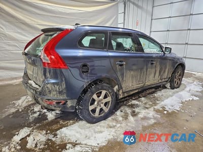 Trzecie zdjęcie samochodu z tyłu: 2011 VOLVO XC60 3.2 VIN:YV4940DZ9B2155932 - miniatura