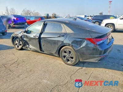 Drugie zdjęcie samochodu z przodu: 2023 HYUNDAI ELANTRA SEL VIN:KMHLM4AG9PU510866 - miniatura