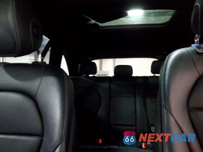 Zdjęcie 10 z 15 samochodu: 2019 MERCEDES-BENZ GLC 300 4MATIC VIN:WDC0G4KB4KV195666 - miniatura