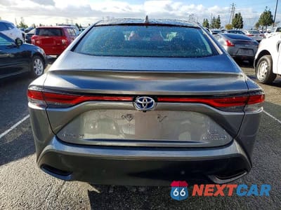 Zdjęcie 6 z 11 samochodu: 2022 TOYOTA MIRAI LE VIN:JTDAAAAA7NA007575 - miniatura