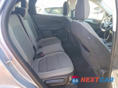 Zdjęcie 10 z 11 samochodu: 2022 FORD ESCAPE SE VIN:1FMCU9G62NUB83137 - miniatura