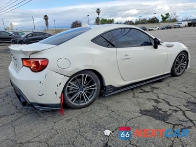 Trzecie zdjęcie samochodu z tyłu: 2015 SUBARU BRZ 2.0 LIMITED VIN:JF1ZCAC15F9606252 - miniatura