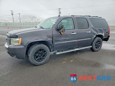 2010 CHEVROLET SUBURBAN K1500 LTZ 1GNUKKE39AR186359 - główne zdjęcie licytacji z USA - miniatura