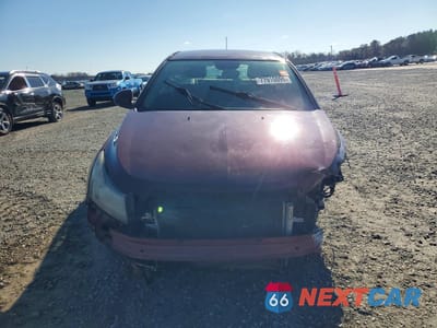 Piąte zdjęcie samochodu w środku: 2016 CHEVROLET CRUZE LIMITED LT VIN:1G1PE5SB1G7164654 - miniatura