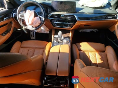 Zdjęcie 8 z 11 samochodu: 2021 BMW 540 I VIN:WBA53BJ01MWW94706 - miniatura