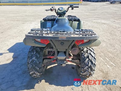 Zdjęcie 6 z 13 samochodu: 2005 POLARIS SPORTSMAN 500 VIN:4XAMH50A05A380482 - miniatura