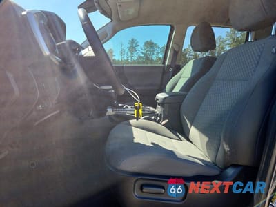 Zdjęcie 7 z 11 samochodu: 2023 TOYOTA TACOMA SR5 V6 VIN:3TYAZ5CN5PT039533 - miniatura