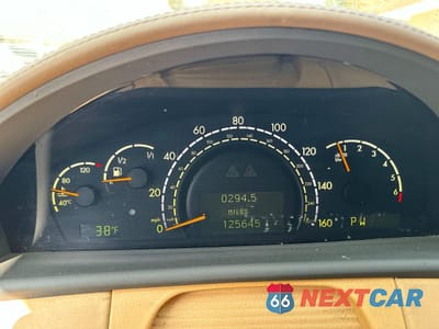 Zdjęcie 8 z 14 samochodu: 2001 MERCEDES-BENZ CL 600 VIN:WDBPJ78J41A016522 - miniatura