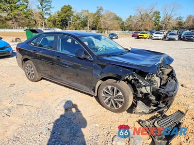 Czwarte zdjęcie samochodu z boku: 2024 VOLKSWAGEN JETTA S VIN:3VW5M7BU5RM030931 - miniatura