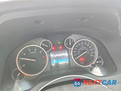 Zdjęcie 9 z 12 samochodu: 2014 TOYOTA TUNDRA CREWMAX SR5 VIN:5TFDY5F1XEX407104 - miniatura