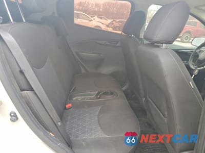 Zdjęcie 10 z 13 samochodu: 2019 CHEVROLET SPARK 1LT VIN:KL8CD6SA5KC702951 - miniatura