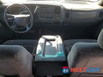 Zdjęcie 8 z 11 samochodu: 2002 CHEVROLET SILVERADO C1500 VIN:2GCEC19T921205842 - miniatura